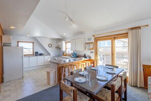 Fridge, microwave, oven, stovetop - Oceanside home in Salvo w/ game room & hot tub (Salvo)