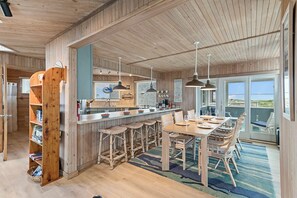 Dining - Oceanfront home in Salvo w/ Private Pool & Hot Tub (Salvo)