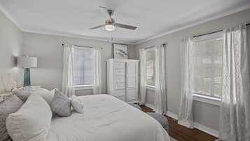 3 chambres, fer et planche Ă  repasser, Wi-Fi, draps fournis