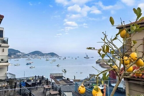 Zhujiajian Shi'erhai Seaview Homestay (Wushitang Scenic Area)