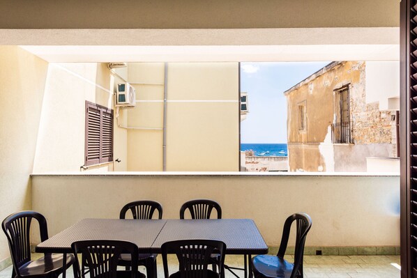 Dining - Casa Sirina by Wonderful Italy (Taormina)