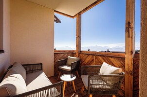 Cunas (de pago), wifi gratis, ropa de cama