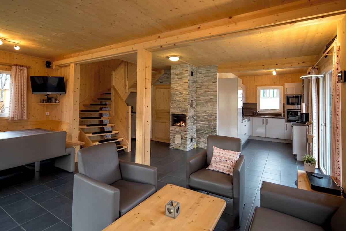Superior Chalet # 8 mit IR-Sauna & Whirlpool | 4 habitaciones y wifi gratis