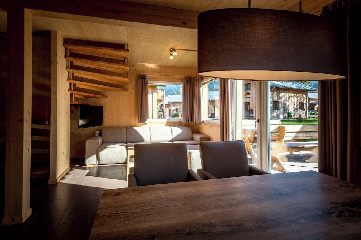 Chalet # 44a mit 3 Schlafzimmern, IR-Sauna & Whirlpool | 4 habitaciones y wifi gratis