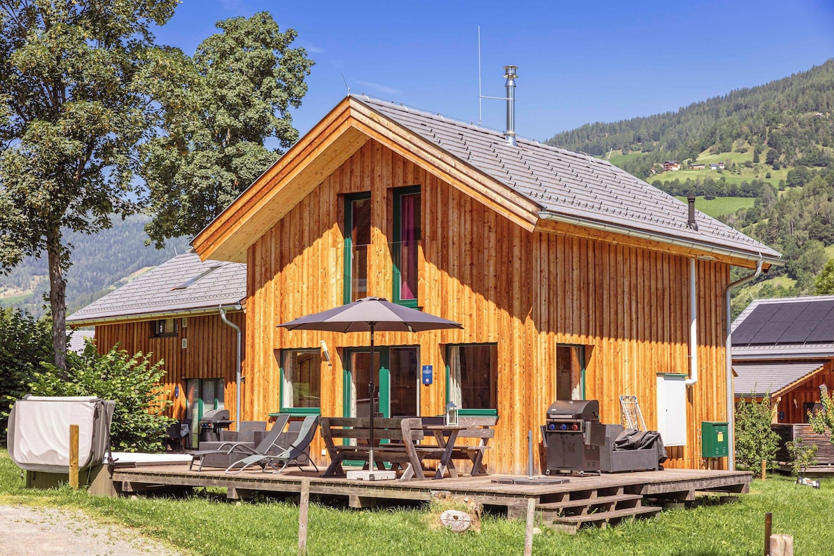 Chalet # 45a mit 3 Schlafzimmern, Sauna & Whirlpool | Private spa tub