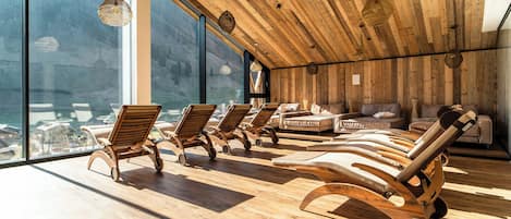 Sauna, steam room, massages