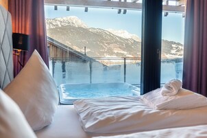 Cunas, wifi gratis y ropa de cama 