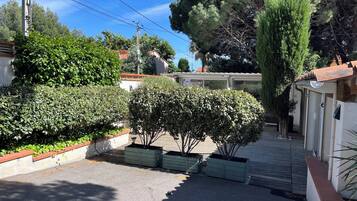 Enceinte de lâhĂ©bergement