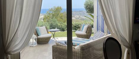 Villa, vue jardin | Terrasse/Patio