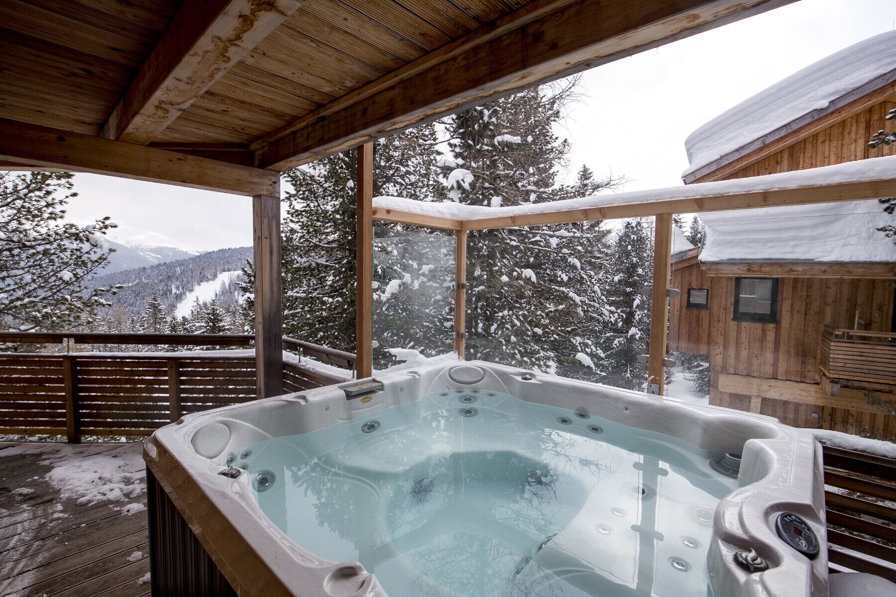 Ferienhaus # 48 mit IR-Sauna, Whirlpool innen & Whirlpool außen | Eigener Whirlpool
