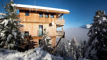 Ferienhaus # 2 mit IR-Sauna & Whirlwanne | Individuell dekoriert, individuell eingerichtet, Babybetten