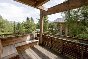 Ferienhaus # 17 mit IR-Sauna, Whirlpool innen & Whirlpool außen | Uitzicht vanaf balkon