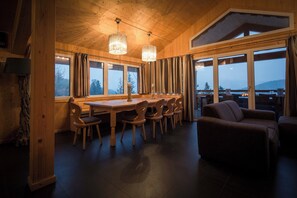 Ferienhaus # 34 mit IR-Sauna & Whirlpool innen | 5 bedrooms, individually decorated, individually furnished, free WiFi