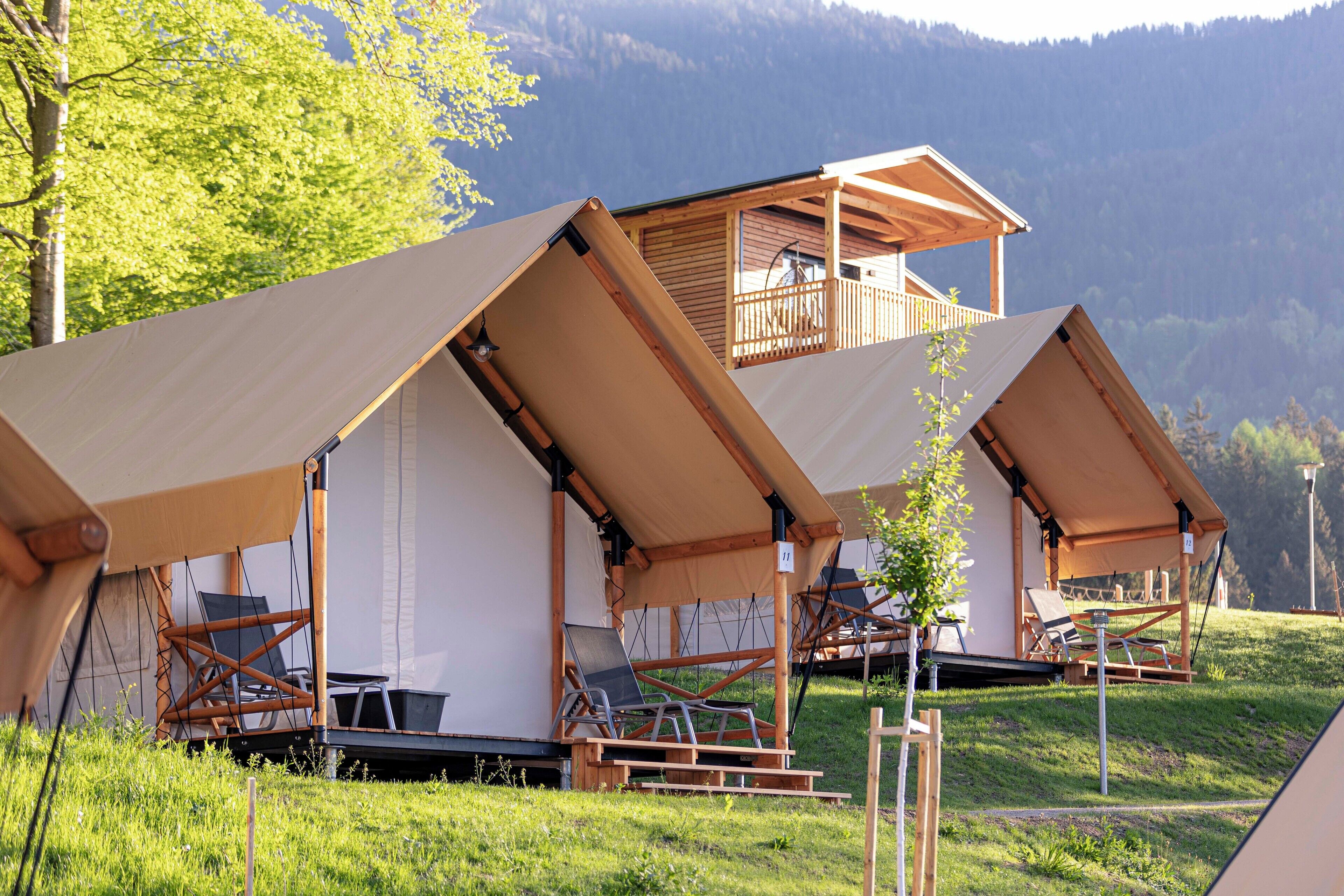 Luxury Safari Zelt für 6 Personen | Mountain view