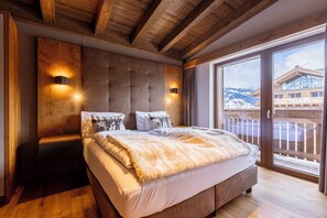 Chalet mit 4 Schlafzimmern | Gyerekágy/csecsemőágy (felár ellenében), ingyenes wifi és ágynemű