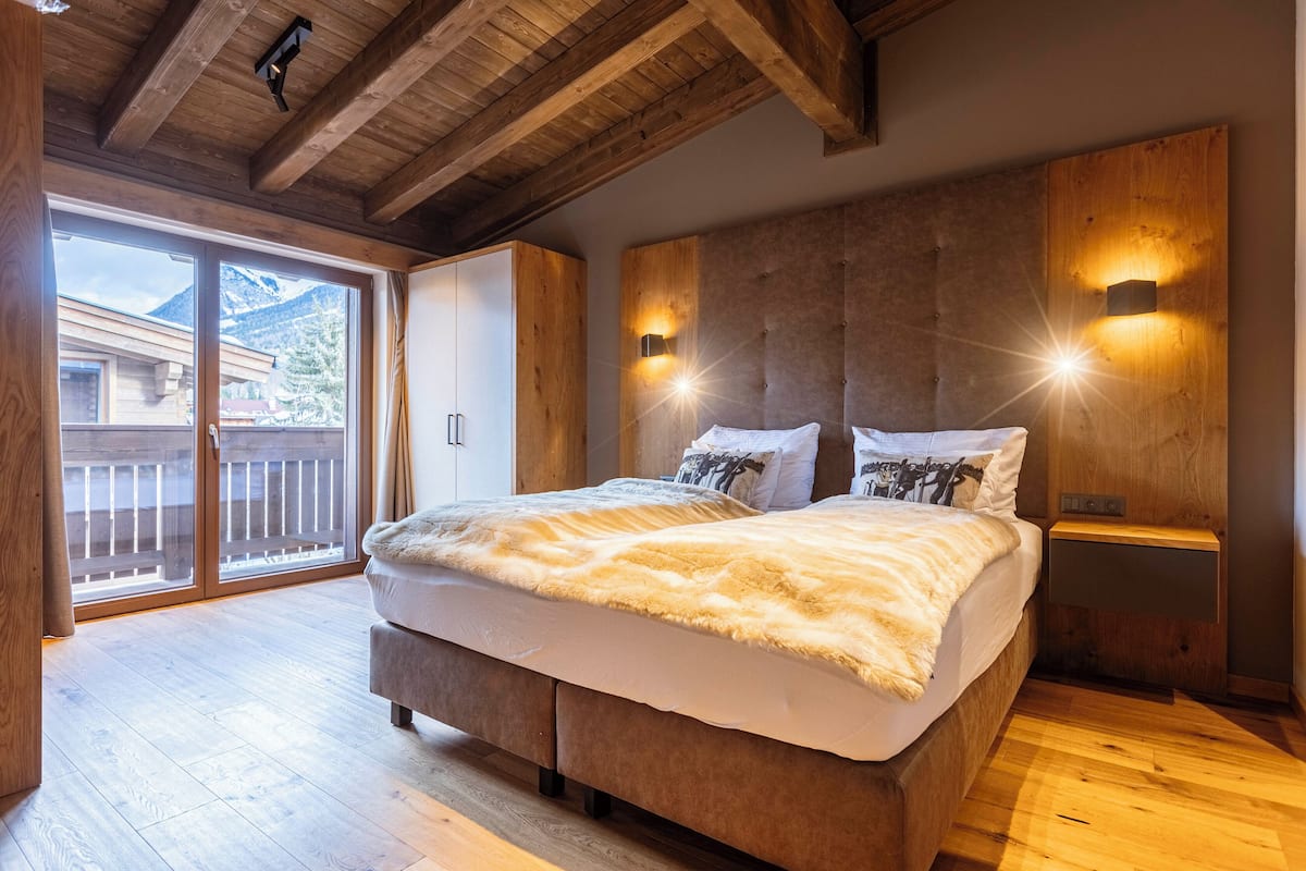 Chalet mit 4 Schlafzimmern | 4 bedrooms, cribs/infant beds, free WiFi, bed sheets