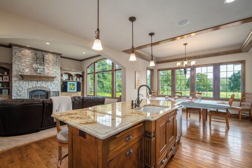 EAA AirVenture 2026!  BUSINESS trips...room to land a HELICOPTER!!!