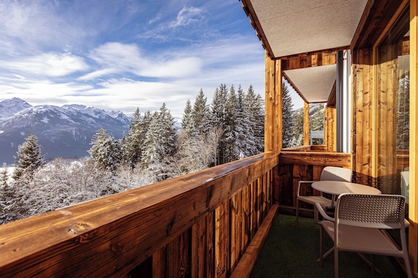 Apartament | 5 dormitoris, decoració individual i mobiliari individual