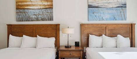 Fer et planche à repasser, lit parapluie, Wi-Fi, draps fournis