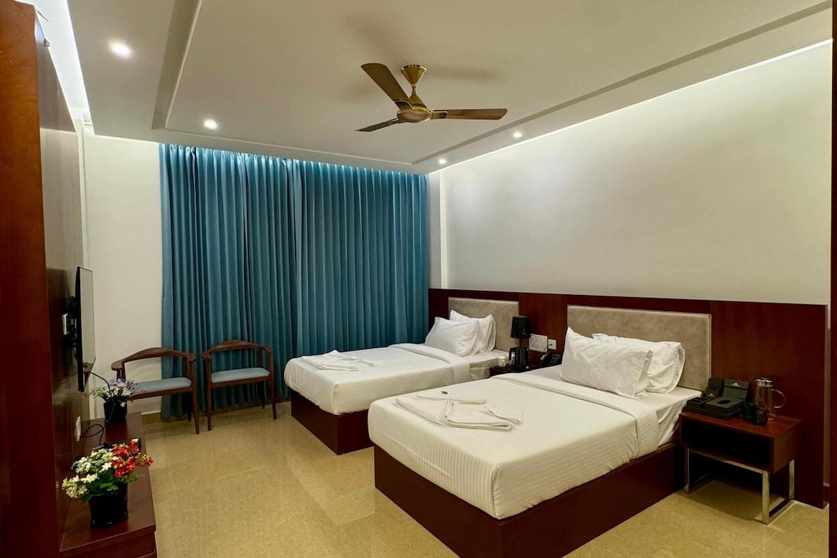 Deluxe Twin Room | 1 bedroom, soundproofing, free WiFi