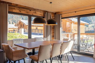 4 habitaciones, cunas, wifi gratis y ropa de cama 
