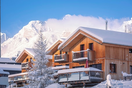 Exterior. Bergeralm Chalets by ALPS RESORTS