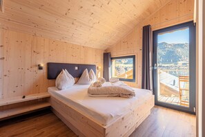 4 habitaciones, cunas, wifi gratis y ropa de cama 