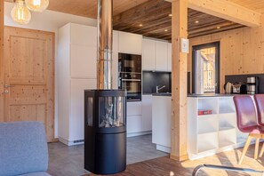 Chalet mit 4 Schlafzimmern für bis zu 8 Personen | 4 sovrum, barnsängar, gratis wi-fi och sängkläder