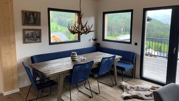 Superior Ferienhaus #68 mit IR-Sauna | Yksilöllisesti sisustettu, yksilöllisesti kalustettu, äänieristys