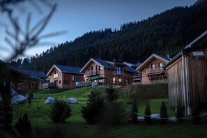 Superior Ferienhaus #5 mit 3 Schlafzimmern | View from room - Almdorf Hohentauern by ALPS RESORTS (Hohentauern)