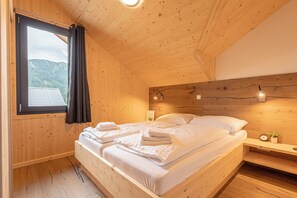 Premium Ferienhaus #62 mit Sauna & Whirlpool | Individuell dekoriert, individuell eingerichtet, schallisolierte Zimmer