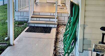 Cheerful Barefoot Bay vacation rental