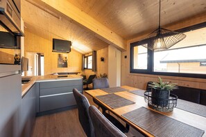 Superior Ferienwohnung mit 3 Schlafzimmern & IR-Sauna