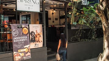 Fachada de la propiedad