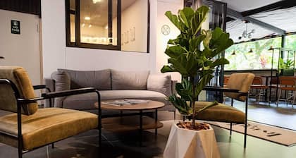 Hotel Living 35 Suites