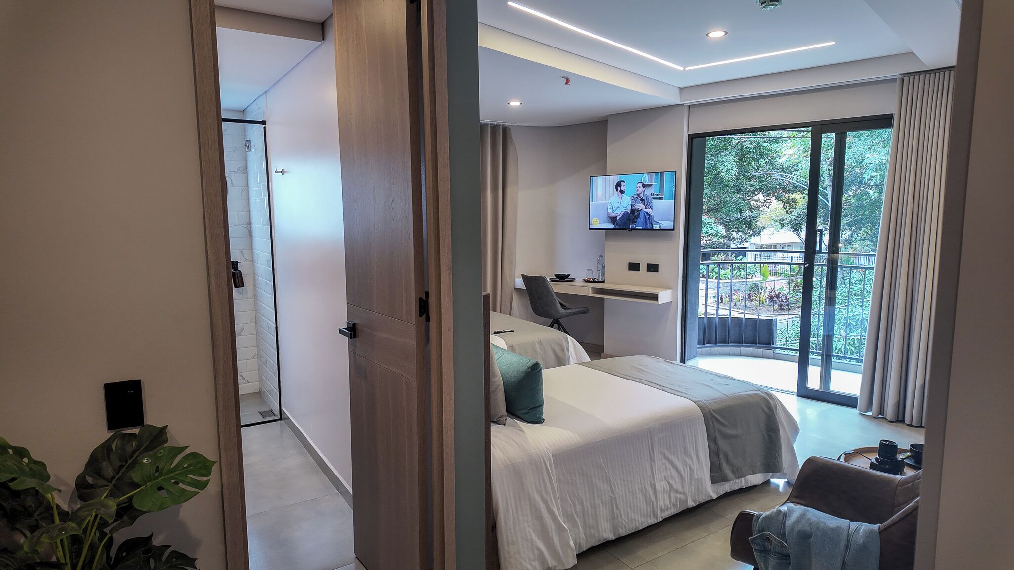 Chambre exclusive avec lits jumeaux, 2 lits doubles (Olive Suite) | Literie de qualité, minibar contenant certains articles gratuits