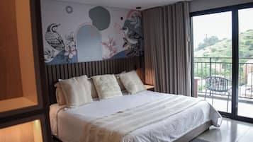 Provenza Suite | Premium bedding, free minibar items, in-room safe, desk