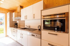 Premium Ferienhaus # 10 mit IR-Sauna & Whirlpool