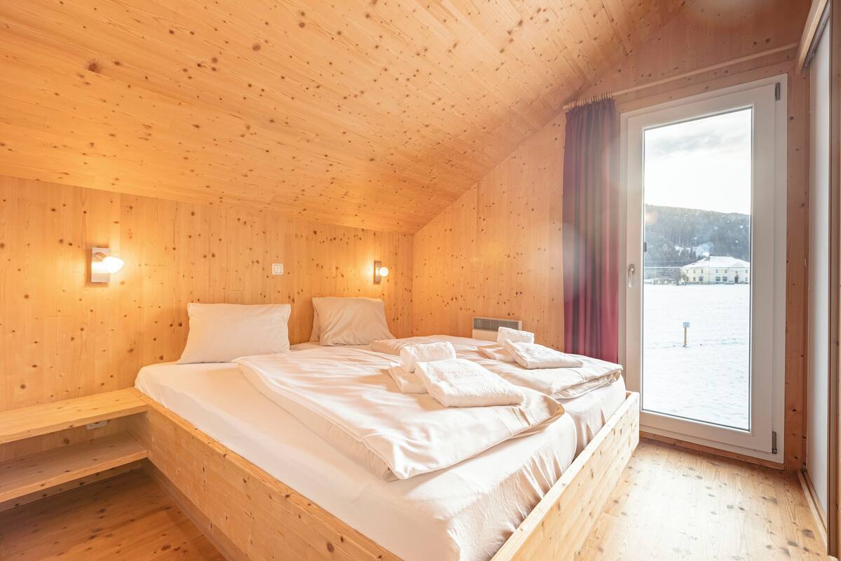 Ferienhaus # 13  mit 4 Schlafzimmern & IR-Sauna | 免費無線上網