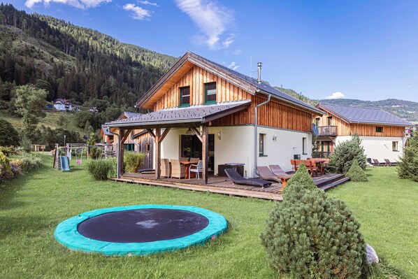 Ferienhaus # 22 mit 4 Schlafzimmern & IR-Sauna