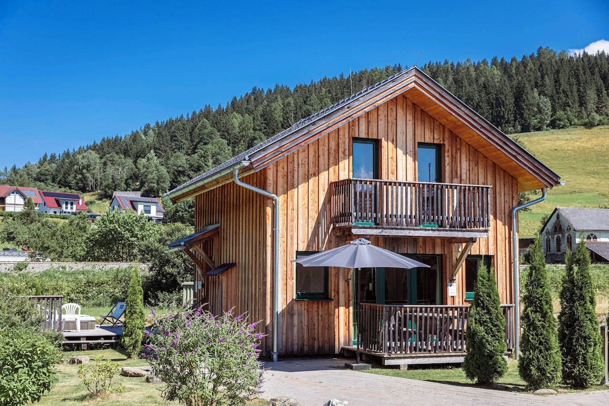 Ferienhaus # 2a mit 3 Schlafzimmern & Whirlpool