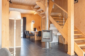Ferienhaus # 23  mit 4 Schlafzimmern & IR-Sauna | Wifi gratis