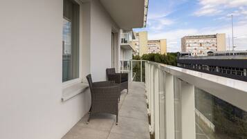 Deluxe-lejlighed - balkon - byudsigt | Terrasse/gårdhave