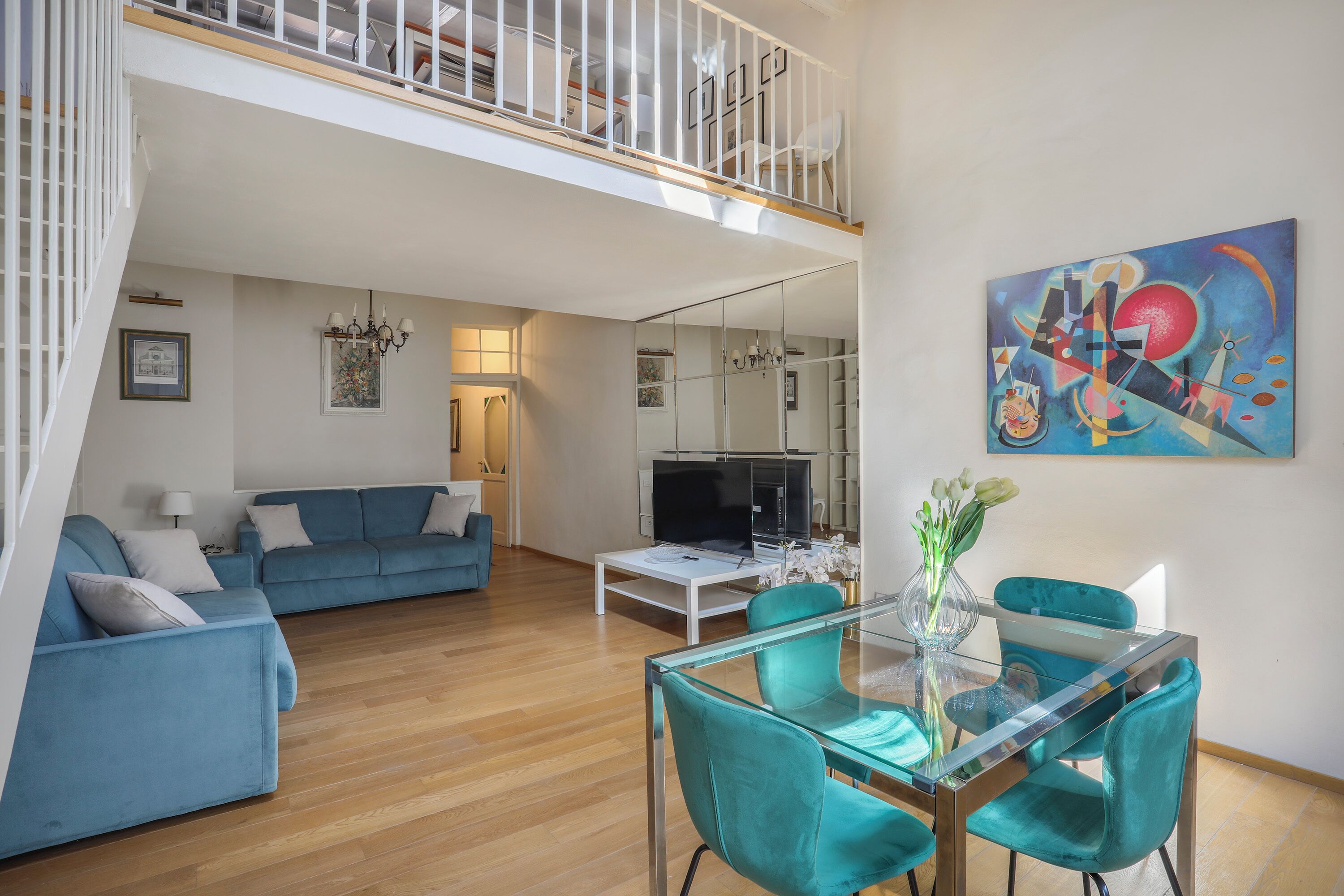 Classic Apartment | Living area