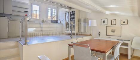 Classic Apartment | Private kitchen