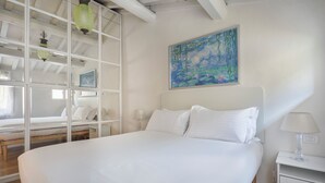 Unclassified image, 2 of 25, button - Florentine Gem Apartment (Florence)