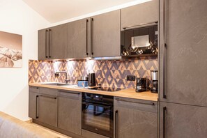 Ferienwohnung für bis zu 8 Personen & Hot Tub | 전용 주방 | 대용량 냉장고, 전자레인지, 쿡탑, 식기 세척기