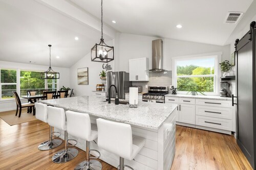 Charming Countryside House