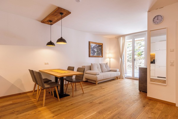 Ferienwohnung für bis zu 2 Erwachsene und 2 Kinder | Katil bayi/kot (surcaj), Wi-fi percuma, cadar katil