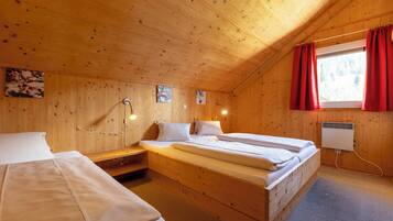 Ferienhaus # 139 mit 4 Schlafzimmern & Whirlpool